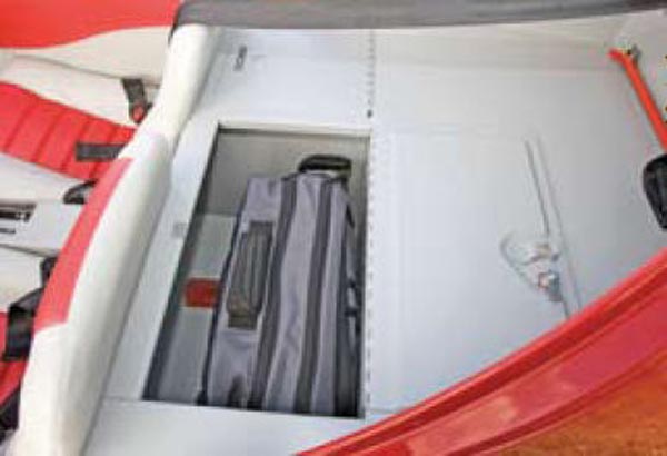 G700 Interior Luggage Area